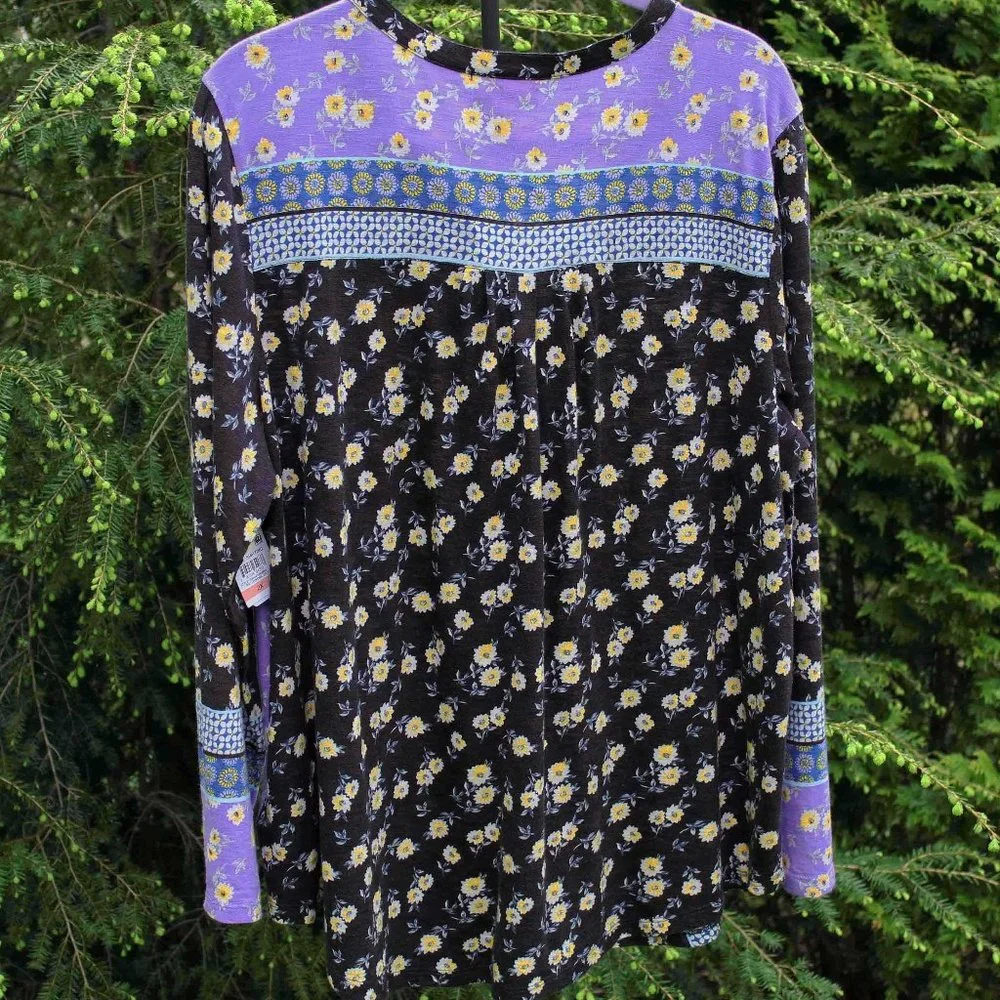 Style & Co Plus Sz-1x Soft Knit Buttondown Top NWT - Picture 3 of 5